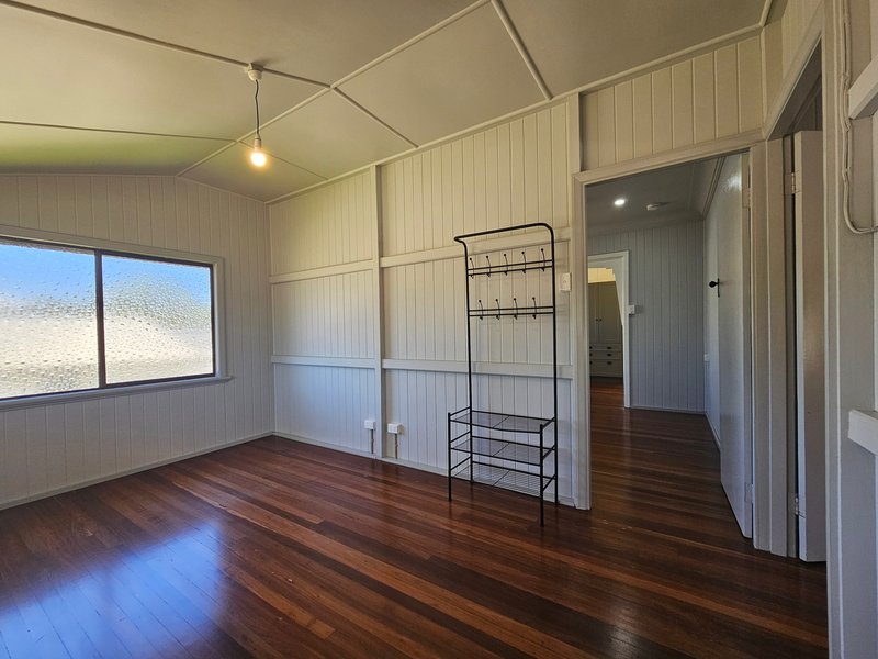 Photo - 64 Eleventh Avenue, Home Hill QLD 4806 - Image 4