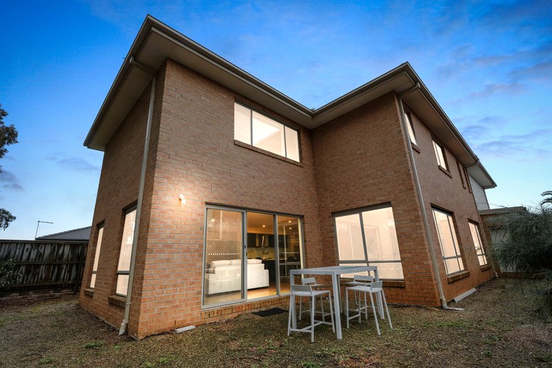 Photo - 64 Elmswood Boulevard, Keysborough VIC 3173 - Image 14