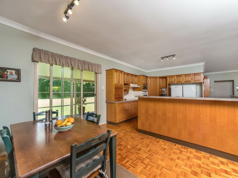 Photo - 64 Farringdon Road, Christmas Creek QLD 4285 - Image 7