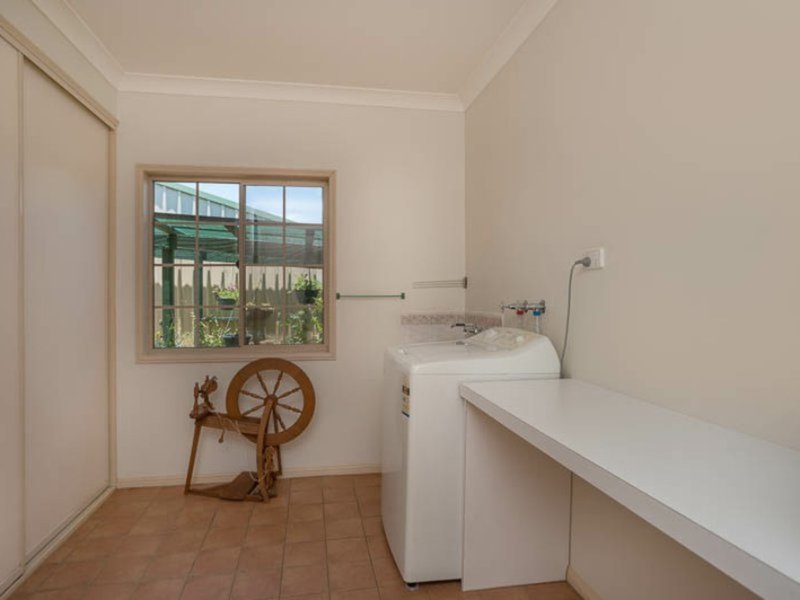 Photo - 64 Farringdon Road, Christmas Creek QLD 4285 - Image 12