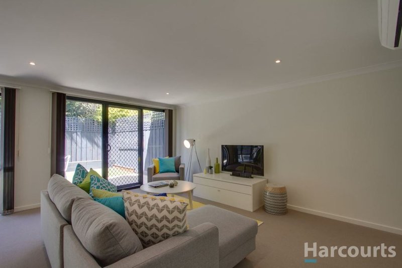 Photo - 6/4 Floriston Road, Boronia VIC 3155 - Image 2