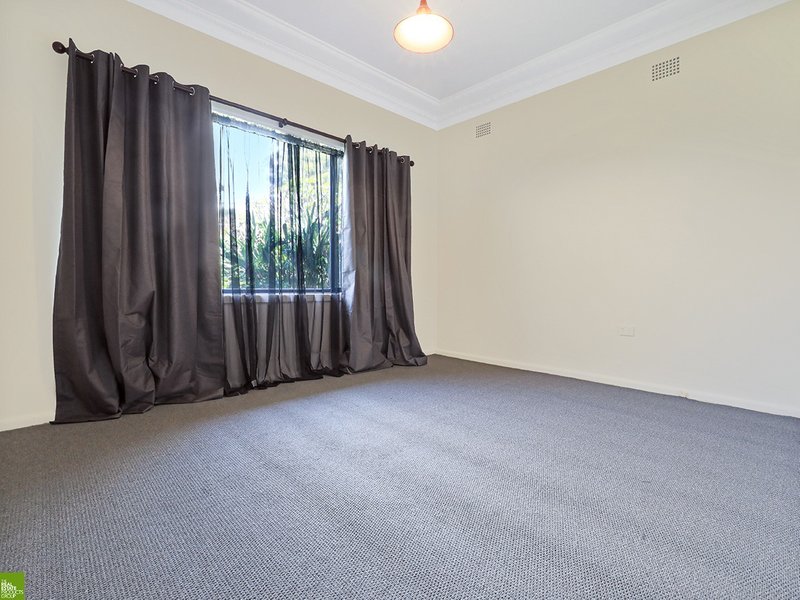 Photo - 64 Francis Street, Corrimal NSW 2518 - Image 2