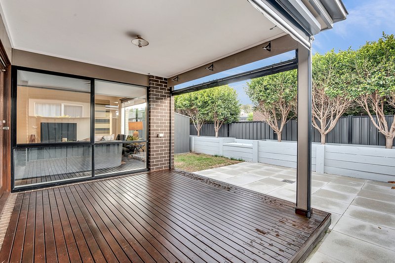 Photo - 64 Gateshead Street, Craigieburn VIC 3064 - Image 17