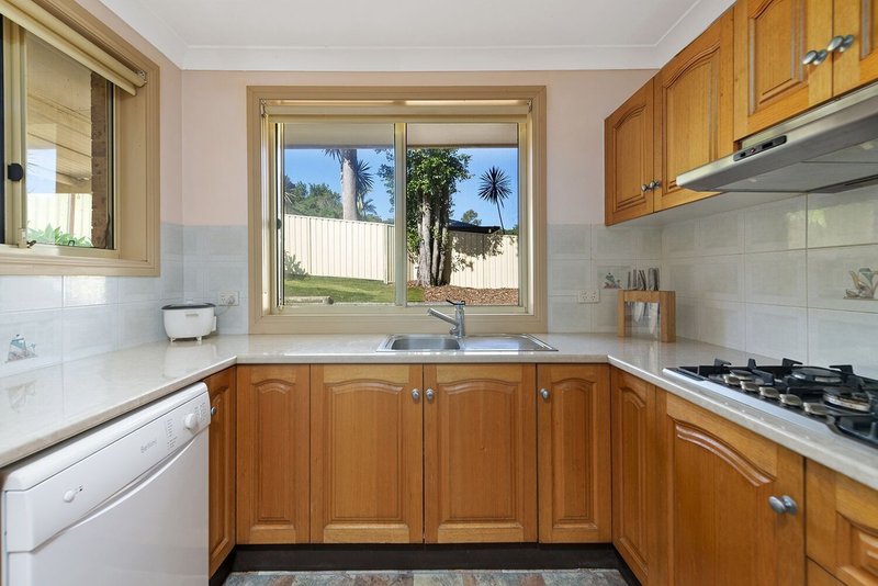 Photo - 6/4 Gavenlock Road, Tuggerah NSW 2259 - Image 3