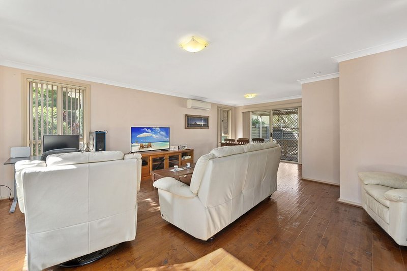 Photo - 6/4 Gavenlock Road, Tuggerah NSW 2259 - Image 5