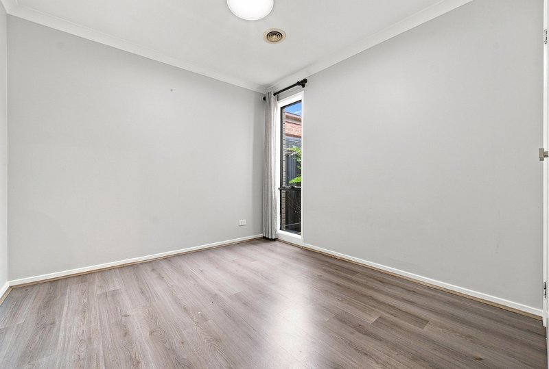 Photo - 64 Gregson Grove, Lyndhurst VIC 3975 - Image 6