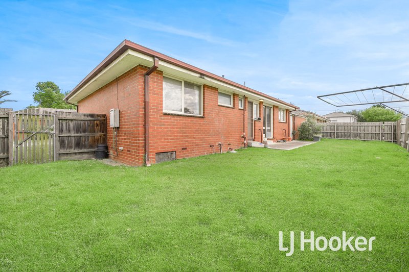 Photo - 6/4 Guest Road, Pakenham VIC 3810 - Image 11