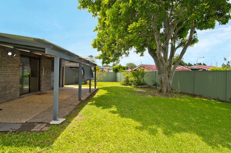 Photo - 64 Harding Boulevard, Mount Warren Park QLD 4207 - Image 2