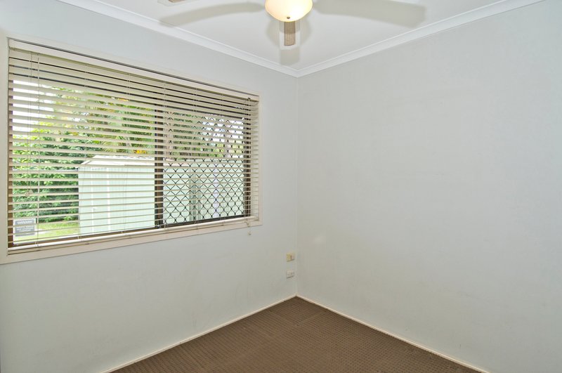 Photo - 64 Harding Boulevard, Mount Warren Park QLD 4207 - Image 8