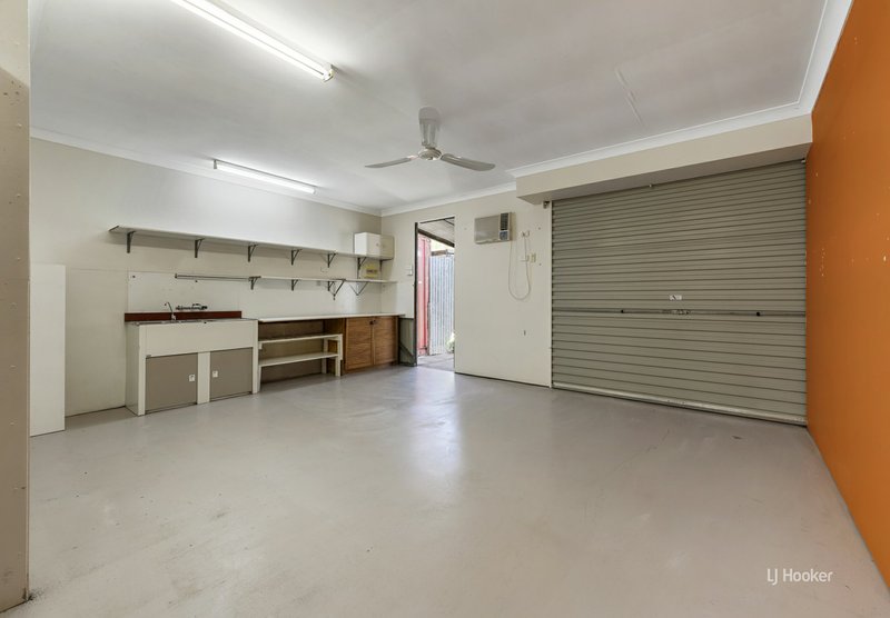 Photo - 64 Hart Street, Blackbutt QLD 4314 - Image 10