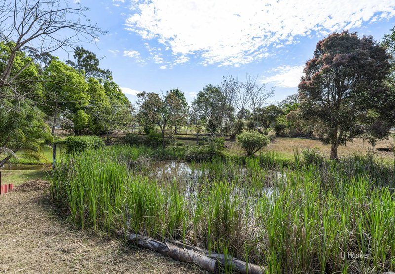 Photo - 64 Hart Street, Blackbutt QLD 4314 - Image 12