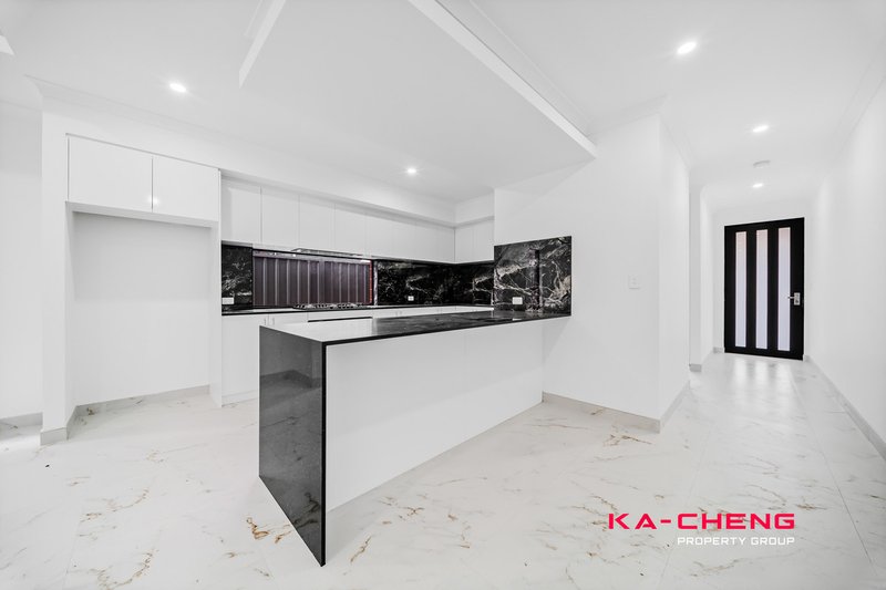 Photo - 64 Hollett Road, Morley WA 6062 - Image 11