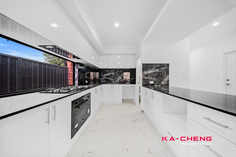 Photo - 64 Hollett Road, Morley WA 6062 - Image 15