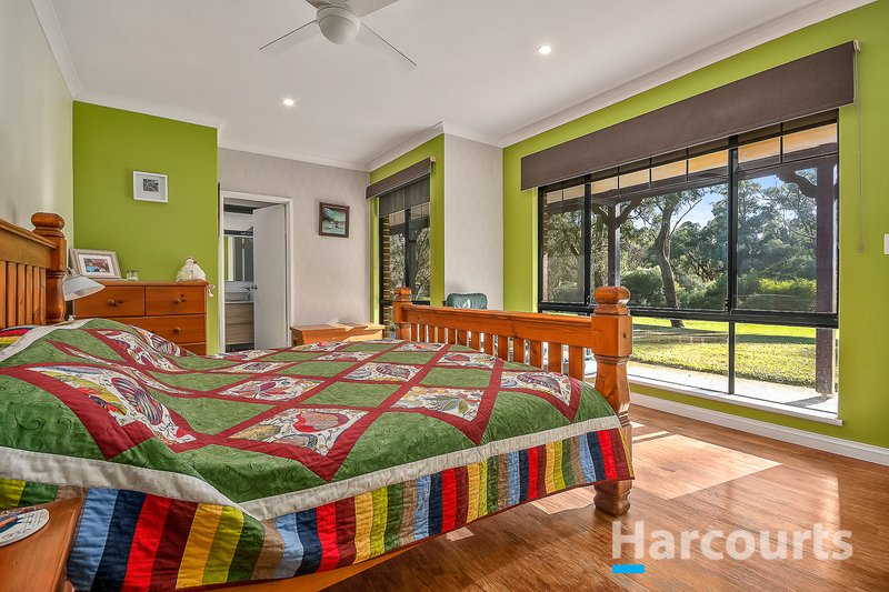 Photo - 64 Jade Loop, Carabooda WA 6033 - Image 8