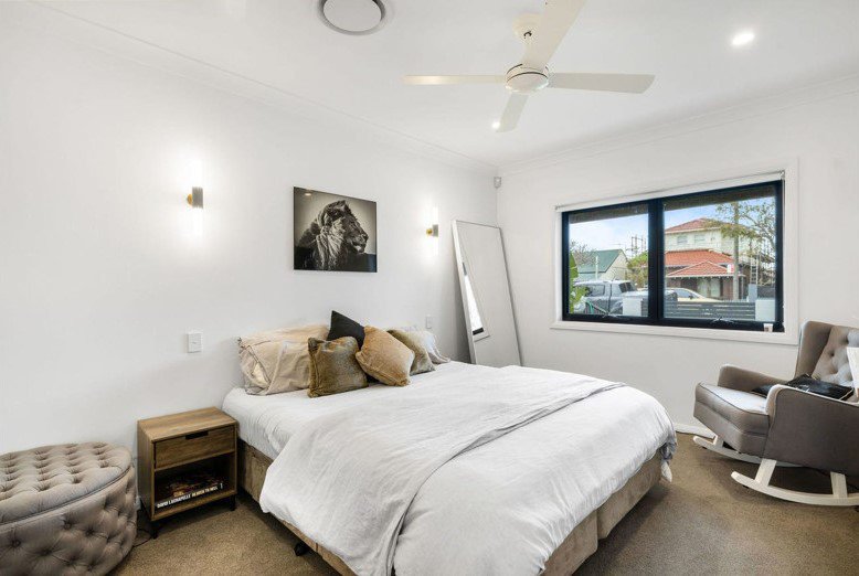 Photo - 64 Johnson Street, Mascot NSW 2020 - Image 6