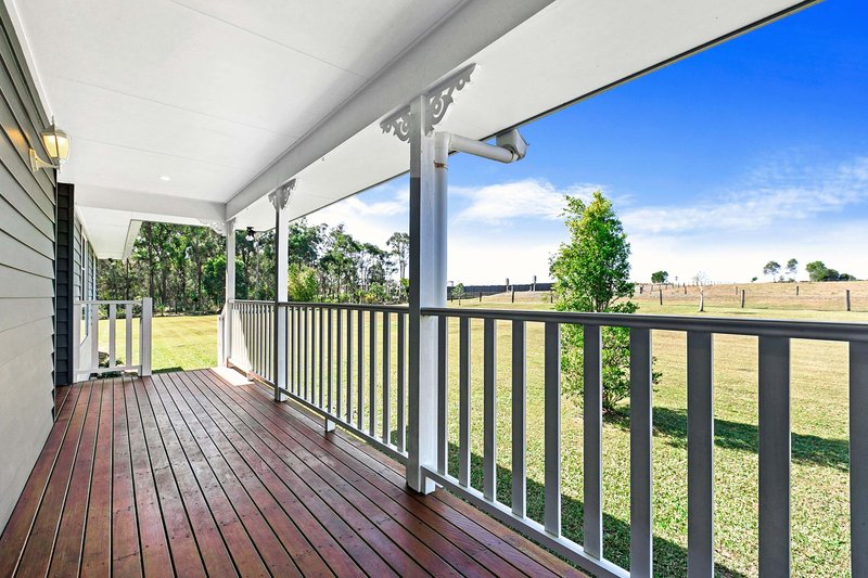 Photo - 64 Karinya Circuit, Sunshine Acres QLD 4655 - Image 5