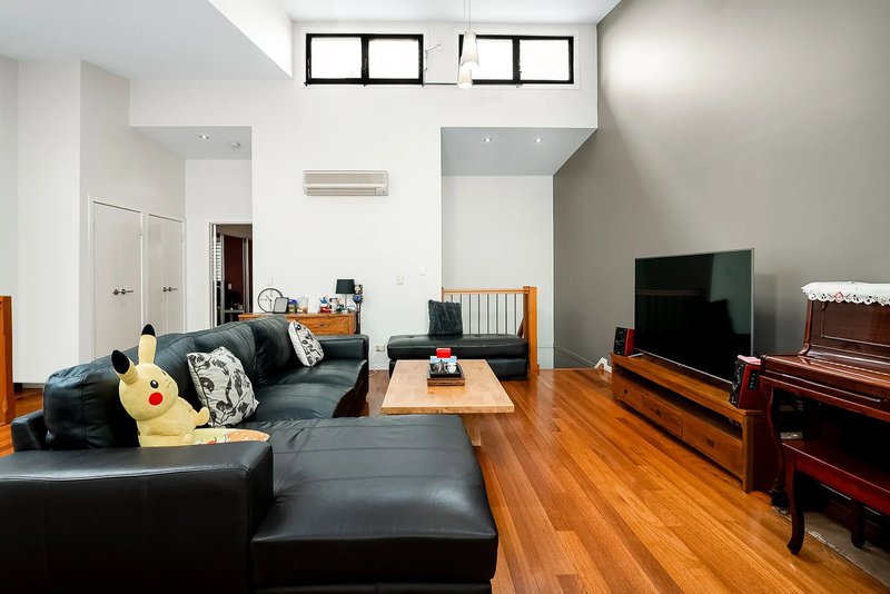 Photo - 6/4 Kates Street, Morningside QLD 4170 - Image 2