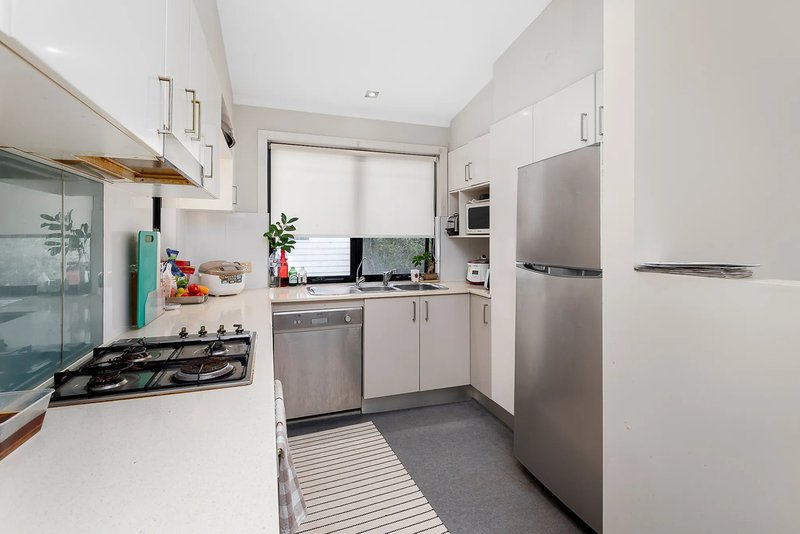 Photo - 6/4 Kates Street, Morningside QLD 4170 - Image 3