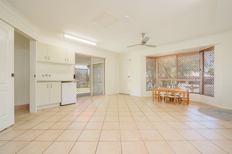 Photo - 64 Katrina Boulevard, New Auckland QLD 4680 - Image 8