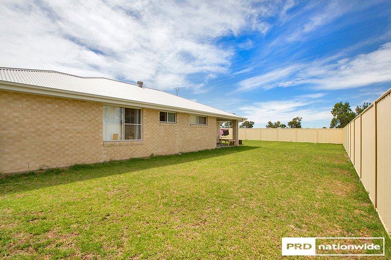 Photo - 64 Kenny Drive, Tamworth NSW 2340 - Image 17