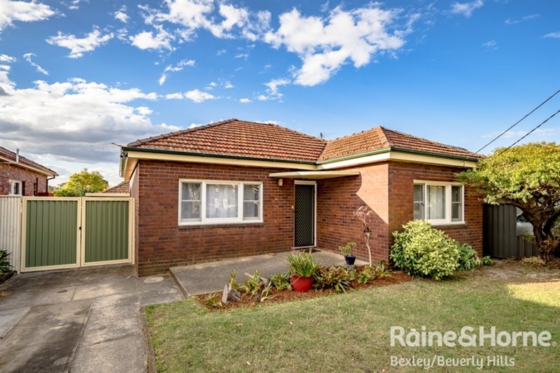 64 Kingsway , Beverly Hills NSW 2209