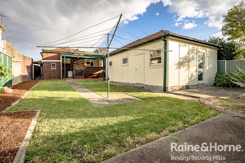 Photo - 64 Kingsway , Beverly Hills NSW 2209 - Image 8