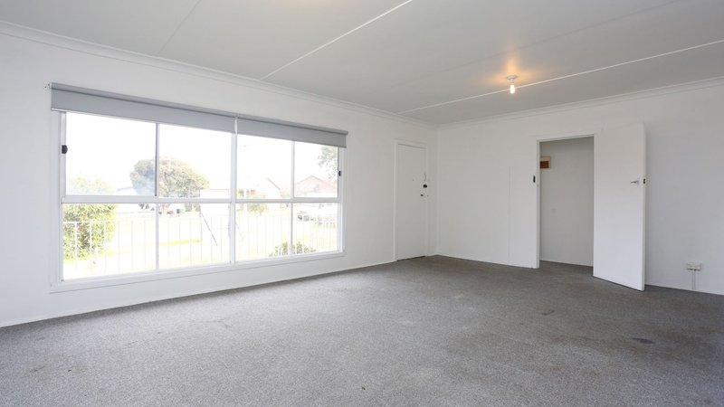 Photo - 64 Kitchener Street, Broadmeadows VIC 3047 - Image 2