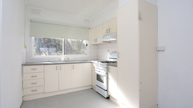 Photo - 64 Kitchener Street, Broadmeadows VIC 3047 - Image 3