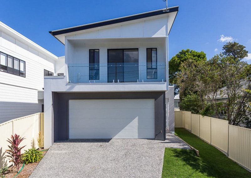 Photo - 64 Kitchener Street, Wynnum QLD 4178 - Image 1