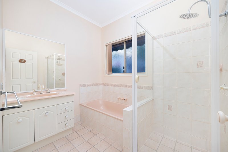 Photo - 64 Lilly Pilly Court, Burpengary QLD 4505 - Image 12