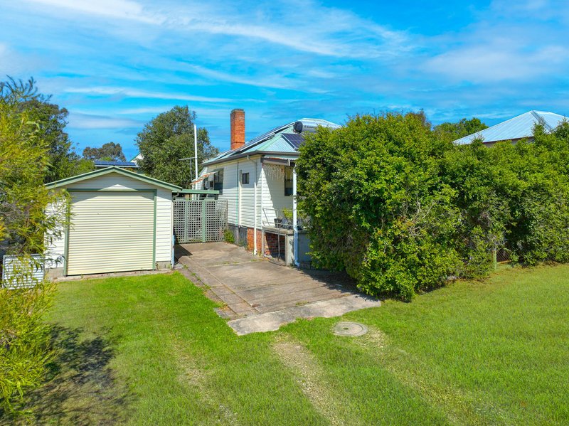 64 Maitland Street, Abermain NSW 2326