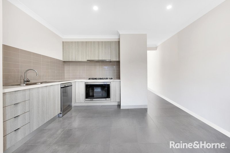 Photo - 64 Marwood Avenue, Truganina VIC 3029 - Image 4