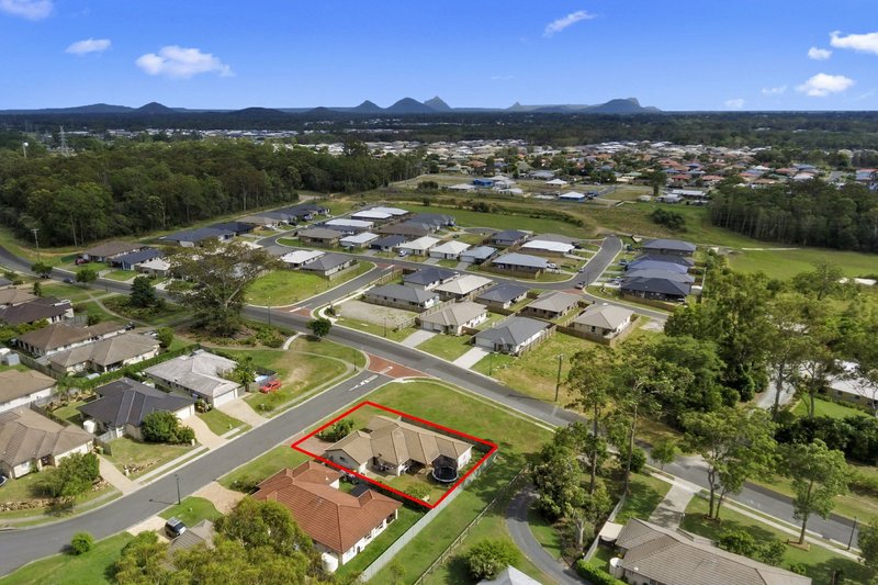 Photo - 64 Mayes Circuit, Caboolture QLD 4510 - Image