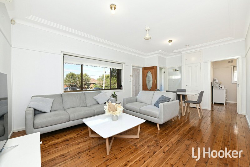 Photo - 64 Mcclelland Street, Chester Hill NSW 2162 - Image 3