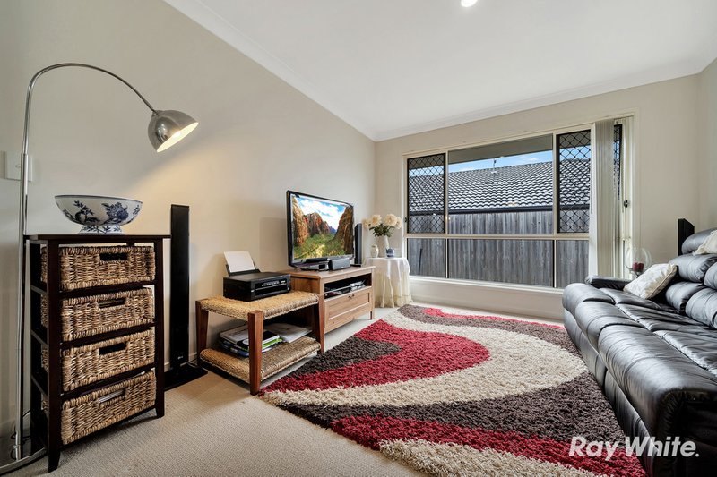 Photo - 64 Mclachlan Court, Willow Vale QLD 4209 - Image 4