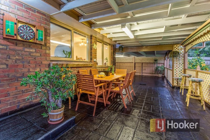 Photo - 64 Millswyn Avenue, Hampton Park VIC 3976 - Image 11