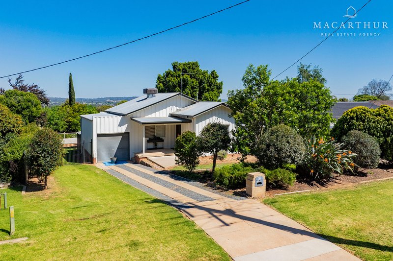 64 Mimosa Drive, Mount Austin NSW 2650