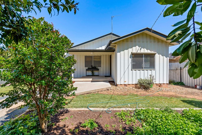 Photo - 64 Mimosa Drive, Mount Austin NSW 2650 - Image 6