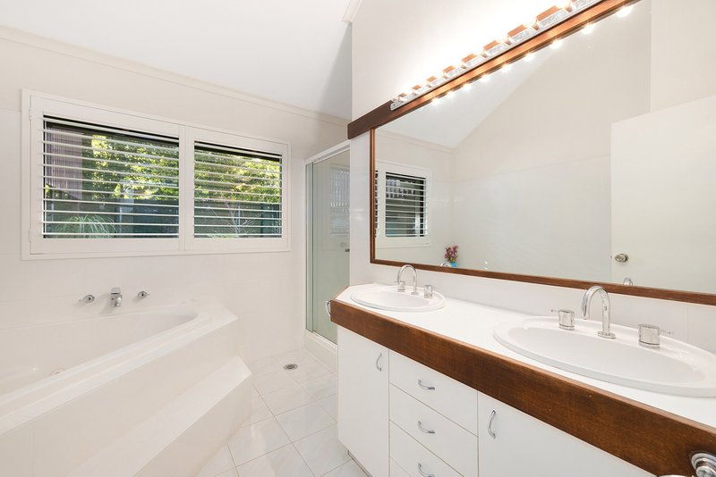 Photo - 64 Miowera Road, Turramurra NSW 2074 - Image 9