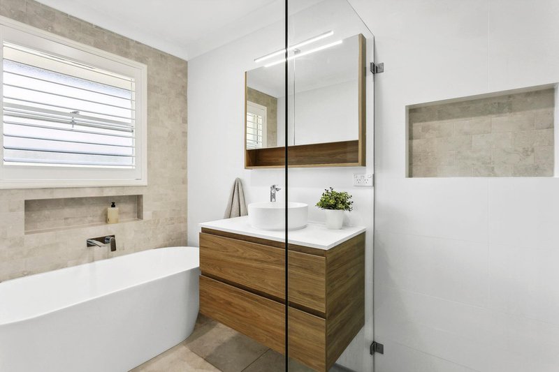 Photo - 64 Mona Vale Road, Mona Vale NSW 2103 - Image 7