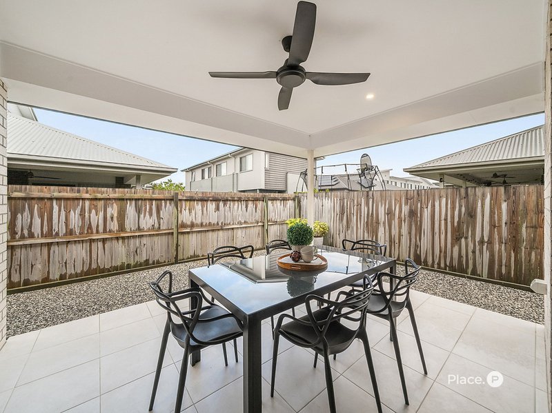 Photo - 64 Morna Street, Newport QLD 4020 - Image 15