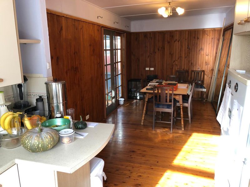 Photo - 64 Mount Ettalong Road, Umina Beach NSW 2257 - Image 7