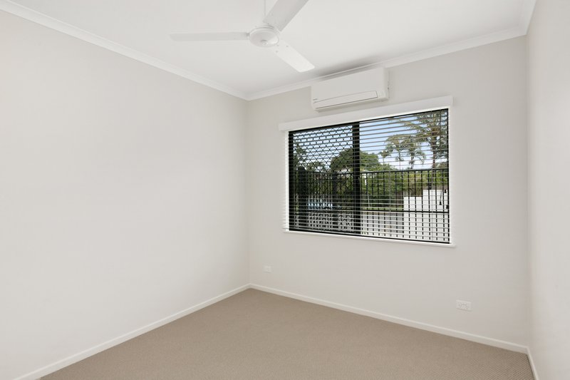 Photo - 64 Murray Street, Manoora QLD 4870 - Image 6