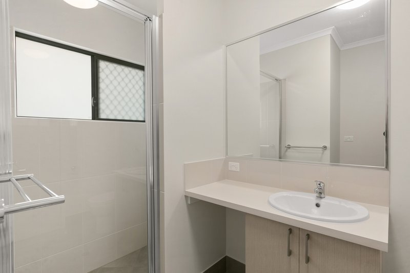 Photo - 64 Murray Street, Manoora QLD 4870 - Image 25