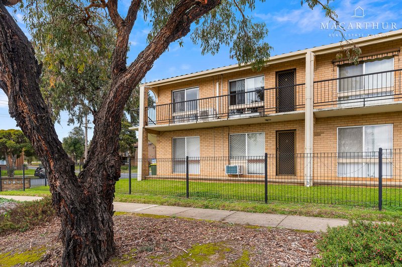 6/4 Nordlingen Drive, Tolland NSW 2650