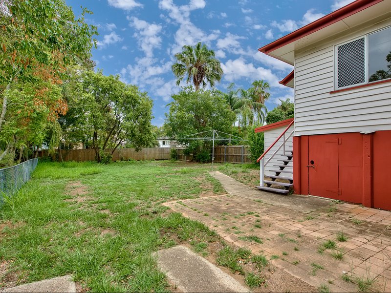 Photo - 64 Ogden Street, Stafford QLD 4053 - Image 9