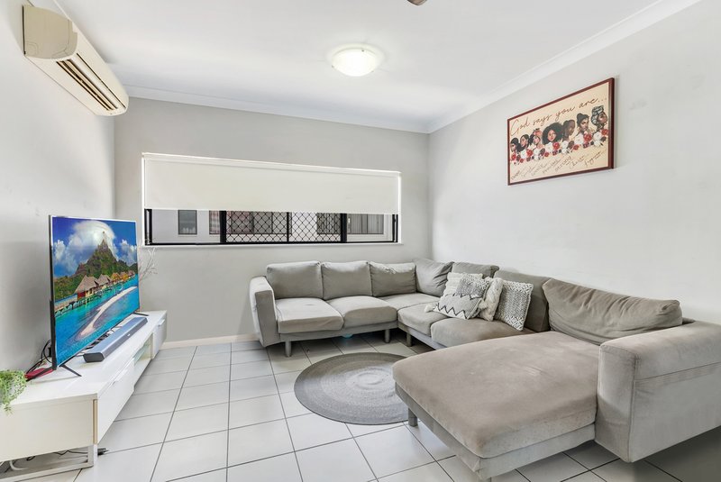 Photo - 6/4 Olive Street, Manoora QLD 4870 - Image 5