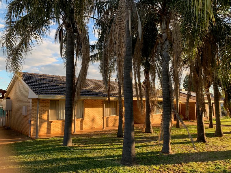 64 Oxley Circle, Dubbo NSW 2830