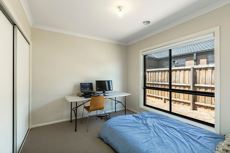 Photo - 64 Parliament Street, Point Cook VIC 3030 - Image 6