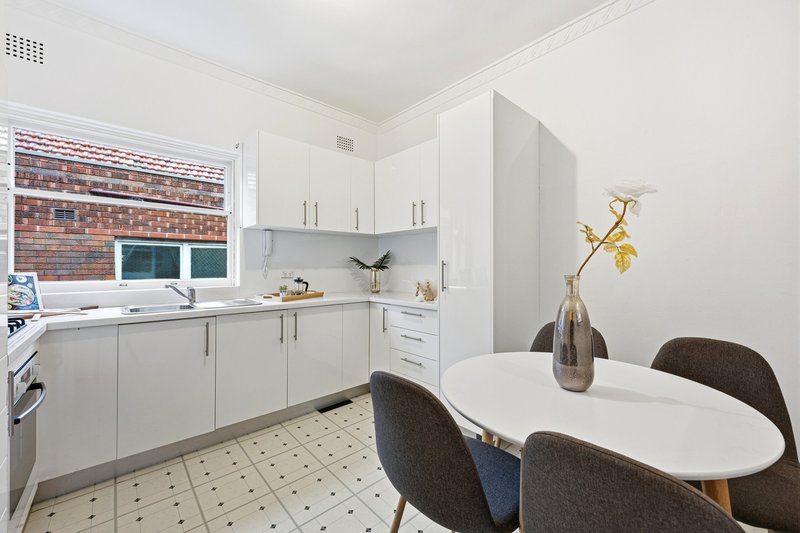 Photo - 6/4 Paul Street, Bondi Junction NSW 2022 - Image 5